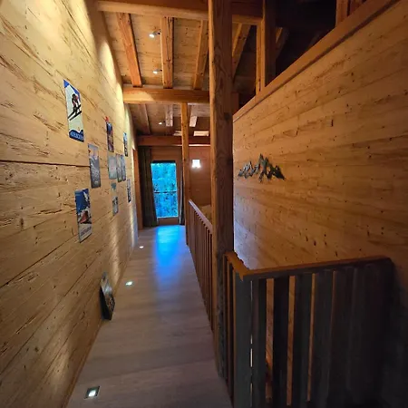 Les Charmes 木屋 格里翁