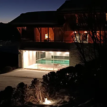 Les Charmes 木屋 格里翁