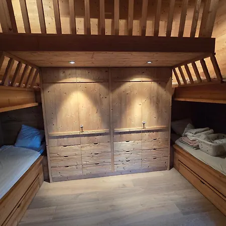 Chalet Les Charmes Gryon