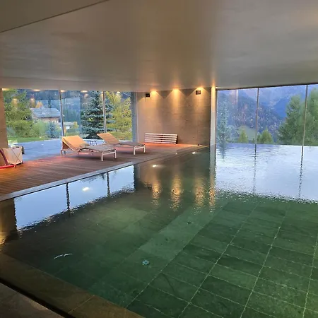 Les Charmes 木屋 *