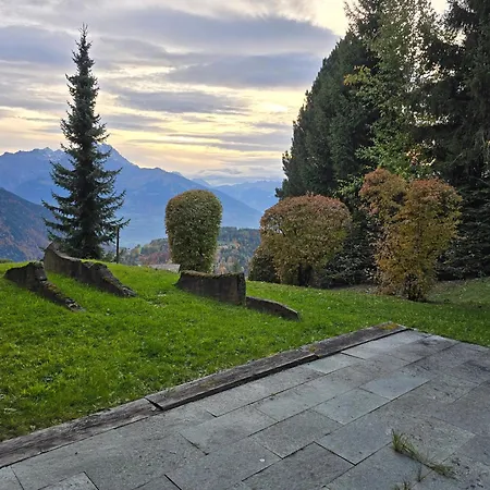 Les Charmes Dağ evi